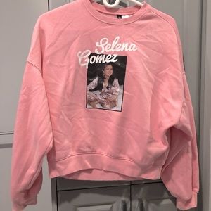 Selena Gomez Crewneck Fleece Sweatshirt - Pink